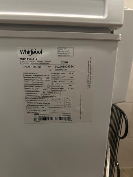 Truhlicova mraznička whirpool, whirlpool