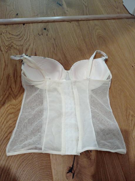 Korzetová podprsenka, c&a,70b