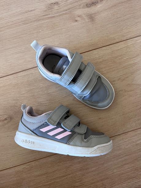 Botasky adidas, adidas,25