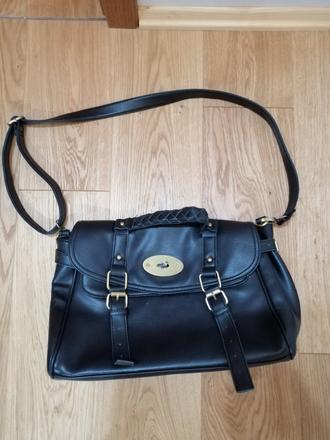 Cierna kabelka aktovka, 