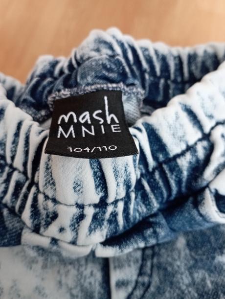 Kraťasy mash mnie, 104