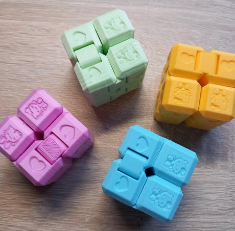 Infinity cube, 3d nekonečná antistresová kocka, 