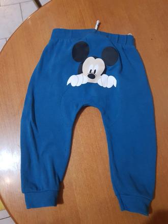 Mickey tepláky, c&a,86