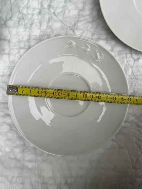 Porcelánová biela misa a tanieriky, 