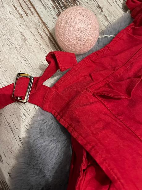 Červené gaťuše na traky 146-152, 146