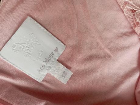 Čipkované šaty, m