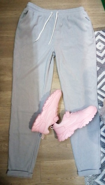 Vymakané menčestrove nohavice s/m, m