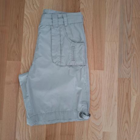 Béžové šortky,, xl