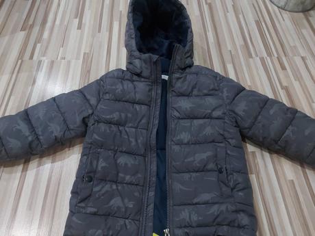 Zimná bunda dino č.110/116, h&m,110