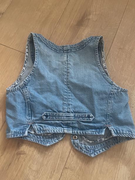 Riflova vestička, 128