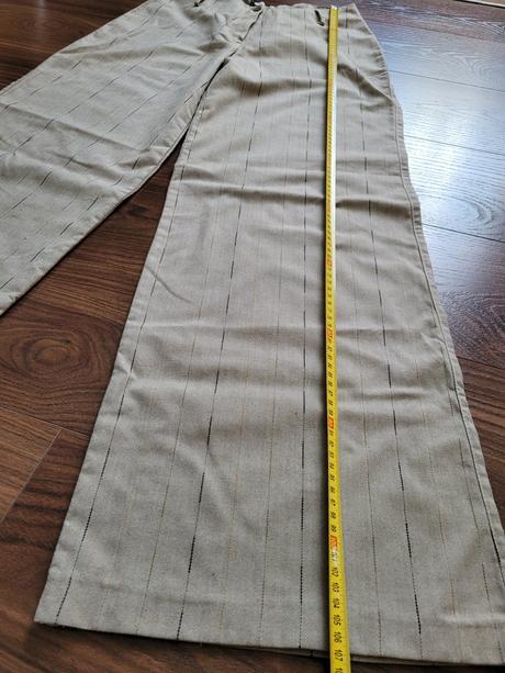 Široké nohavice, 40