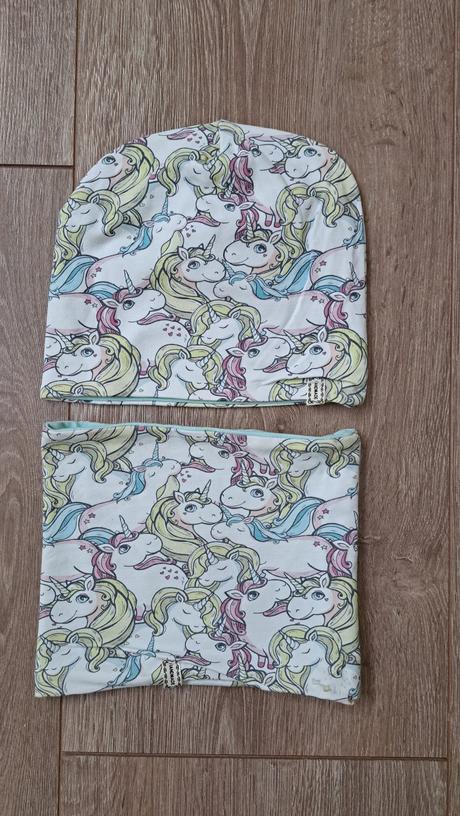Set čiapka+nákrčník jednorožce, 122
