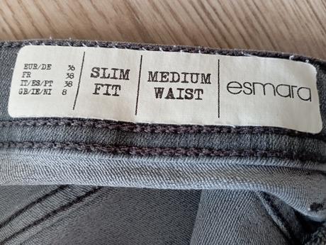 Sivé rifle, esmara,36