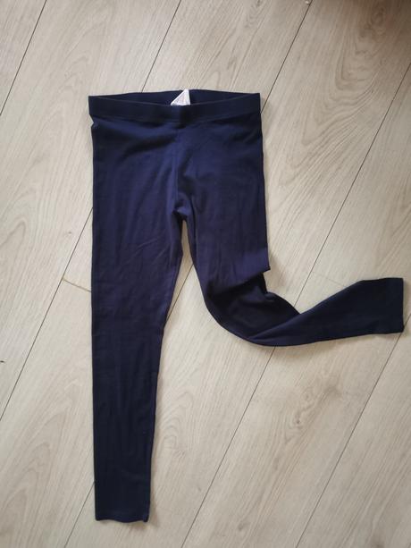 Tmavomodre legíny, f&f,134