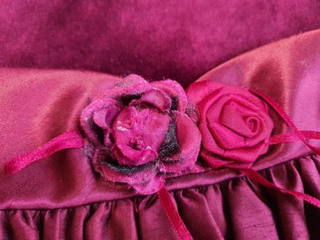 Zamatove saty, next,104