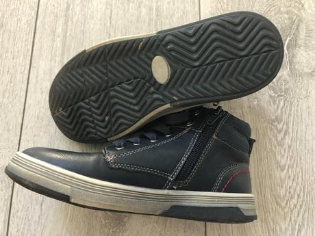 Chlapcenske topanky, baťa,31