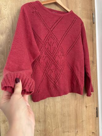 Pleteny sveter, s