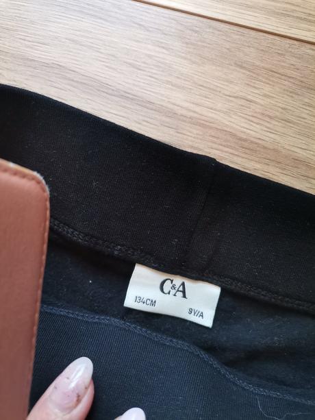 Leginy, c&a,134