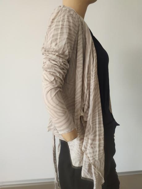 C268 kvalitne  bolerko svetrik pre moletky, xl