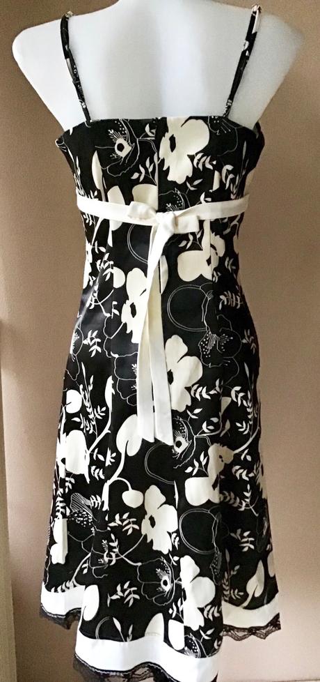 Saténové šaty s trblietkami you you, 38