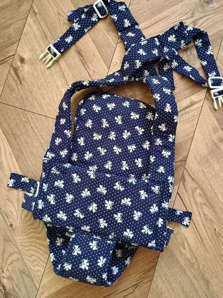 Retro nosič pre bábätká,