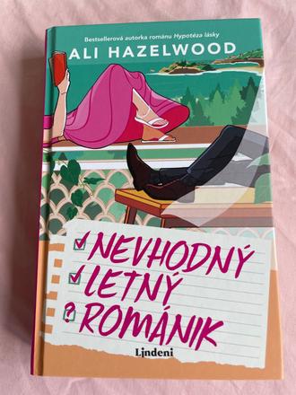 Nevhodný letný románik - ali hazelwood,