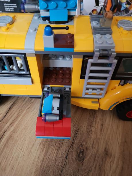 Lego hidden side 70423 paranormálny autobus, 