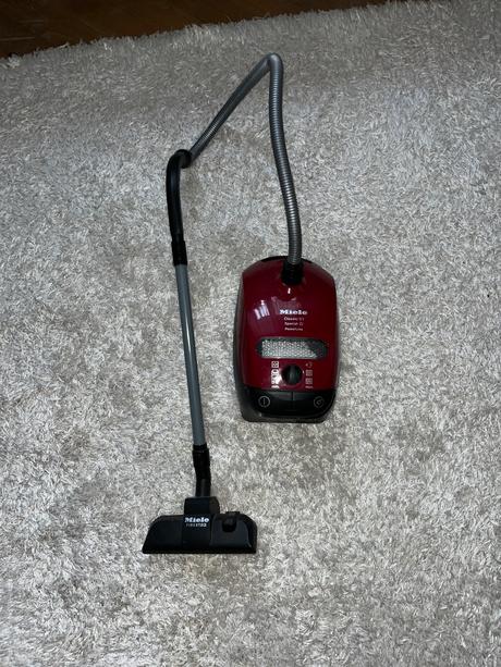 Predam detsky vysávač theo klein miele 2+, 