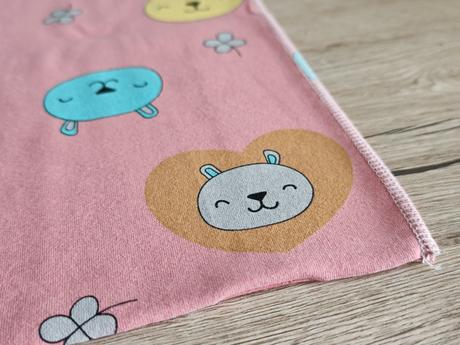 Dievčenský nákrčník, 