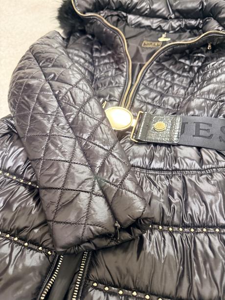 Zimná bunda, guess,s