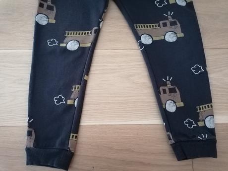 2x tepláky, george,116