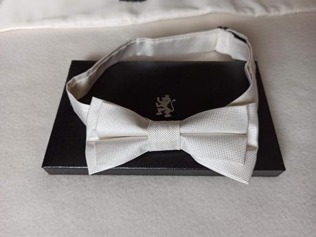 Hodvabny motýlik blažek,