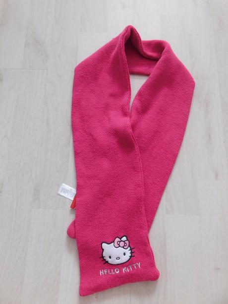Šál hello kitty č.110-116, disney,110