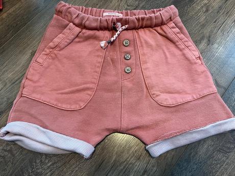 Šortky, reserved,104