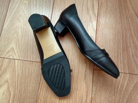 Dámske lodičky, baťa,37