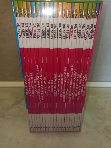 A classic case of dr seuss - 20 books,