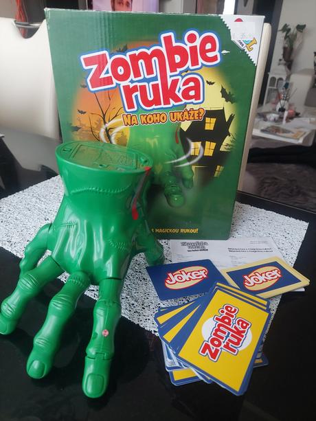 Hra zombie ruka,