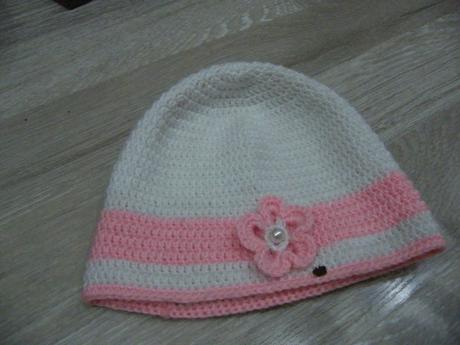 Háčková čiapka - top stav - na 5-7rokov, 116