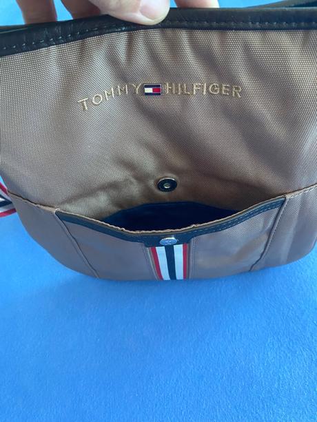 Tommy hilfiger kabelka, tommy hilfiger