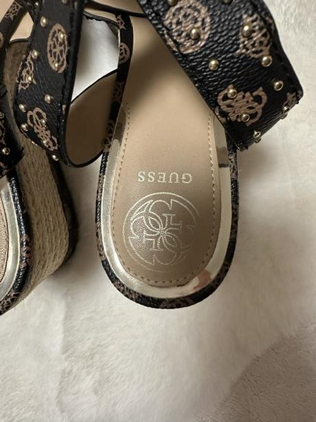 Tmavohnedé sandálky na platforme zn guess originál, guess,40