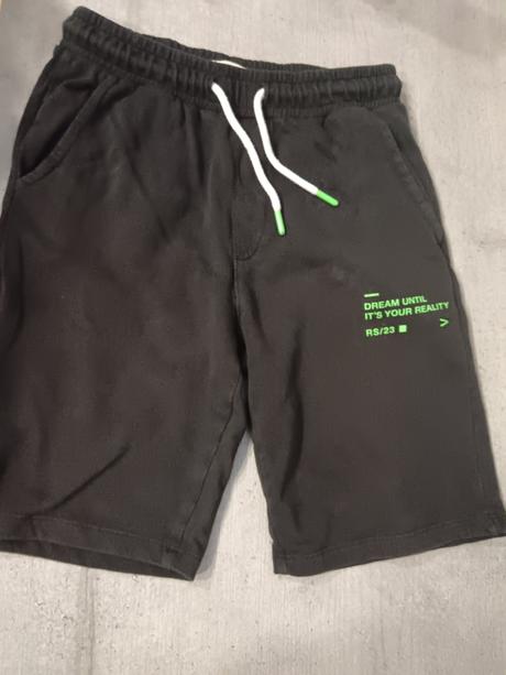 Kratase, reserved,152