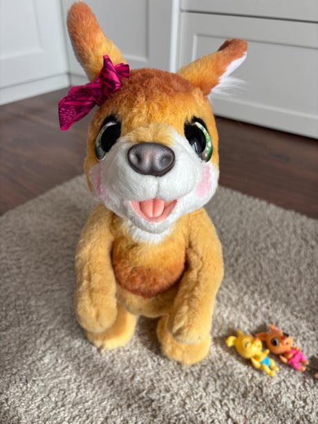 Hasbro furreal kengura josie,