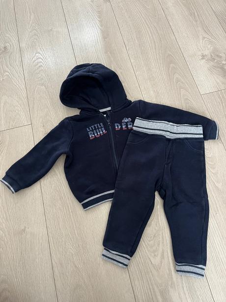 Teplakova súprava, lupilu,74