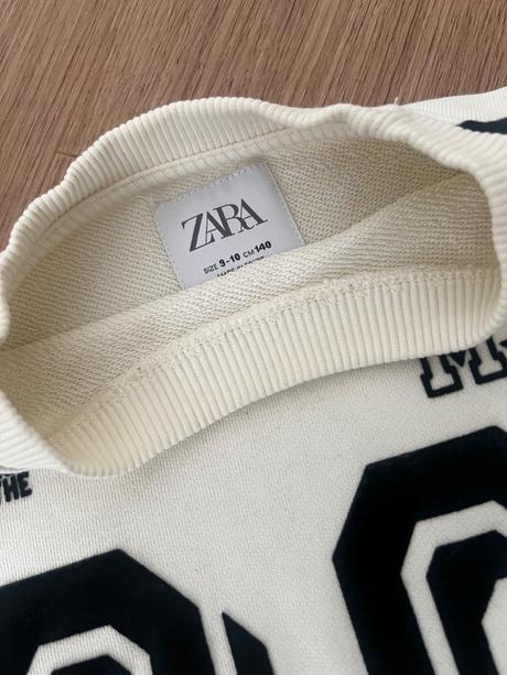 Mikina s mašličkami, zara,140