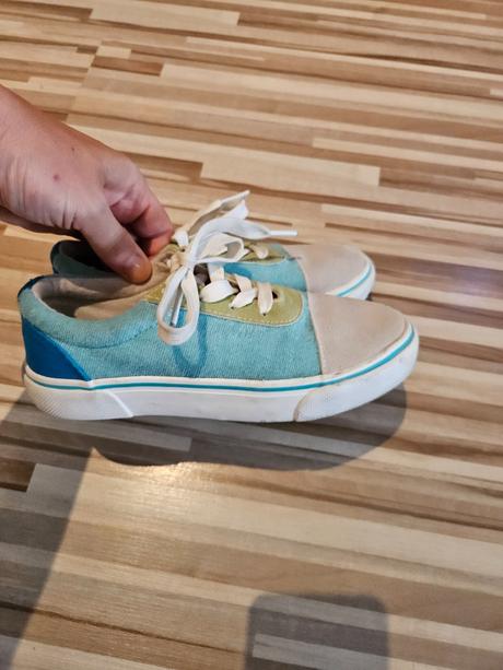 Reserved tenisky v.31, reserved,31