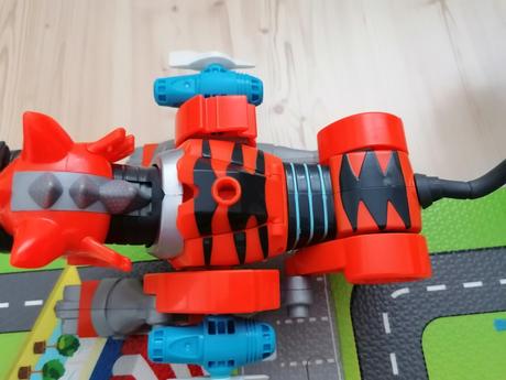 Robot tiger rusty nytek,