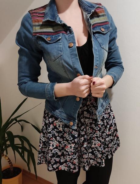 Riflová bunda s výšivkou, m