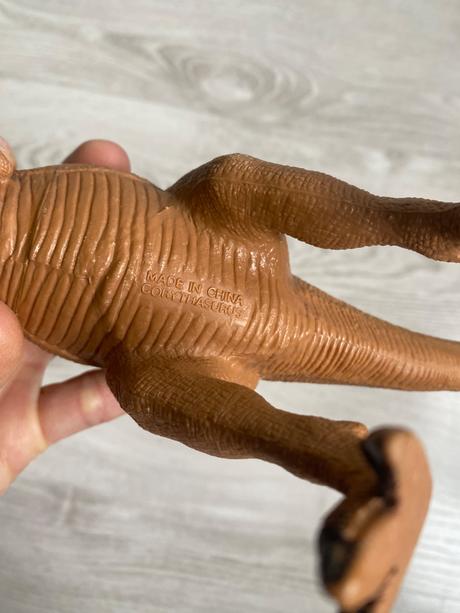 Dinisaurus figurka, 