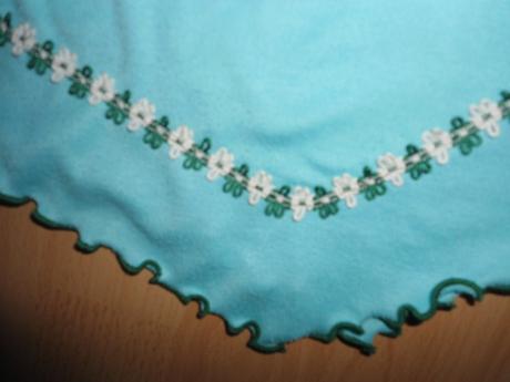 Bledomodre tricko kvietky, 122