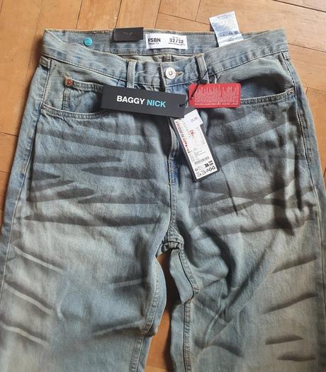 Chlapčenské rifle, new yorker,176